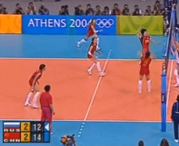 39年前的今天，中国女排首次夺得世界冠军，成为