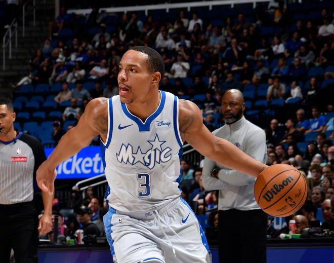 湖人迎战魔术或创历史纪录