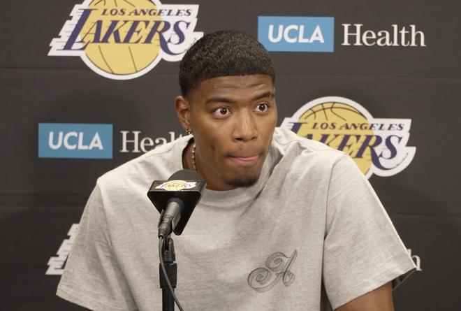 湖人队力克奇才八村垒谈专注与内线优势