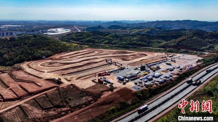 衢州柯城站正式拉开2024中国汽车场地越野锦标赛