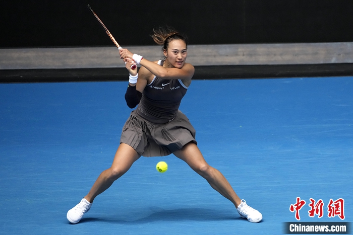 郑钦文爆冷出局 西格蒙德晋级澳网女单次轮