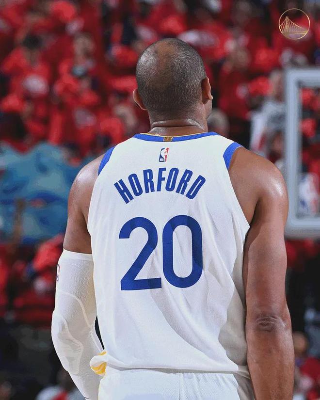 库里绝杀+追梦防守奇袭 勇士逆风翻盘快船夺附加