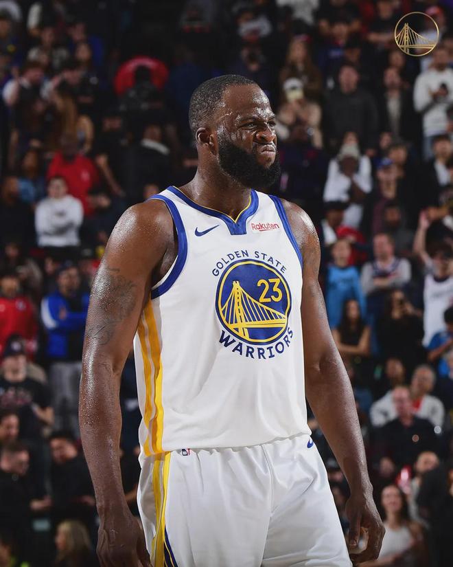 库里绝杀+追梦防守奇袭 勇士逆风翻盘快船夺附加